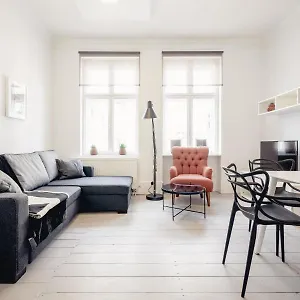 Wozna 14a, 2 Rooms, Self Check In 24h , Poznan Poland
