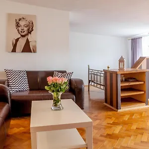  Apartament Klimatyczne Mieszkanie 3-pok. 200m Od Dworca Głównego Pkp